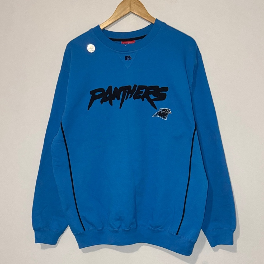 Carolina Panthers Crewneck / Large / NFL